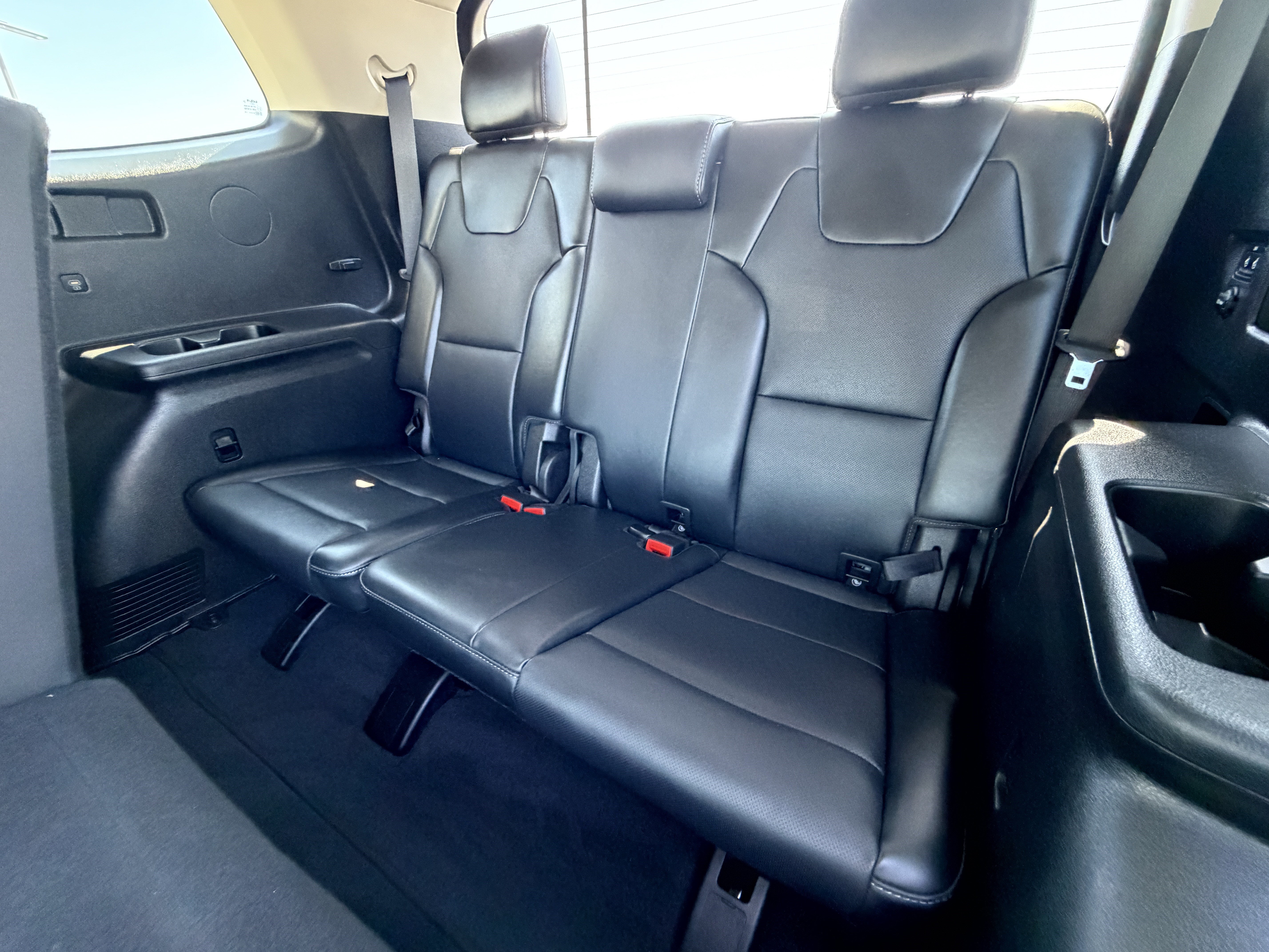 Certified 2024 Kia Telluride LX FWD image 27