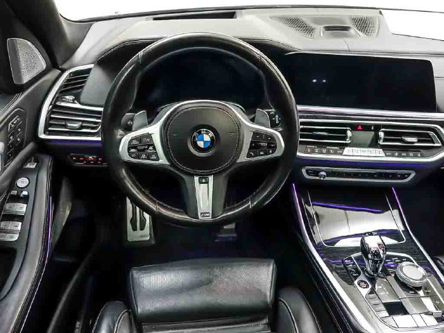 Used 2020 BMW X7 M50i AWD/4WD image 15