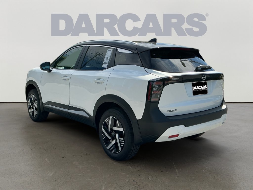 New 2027 Nissan Kicks SV FWD image 5