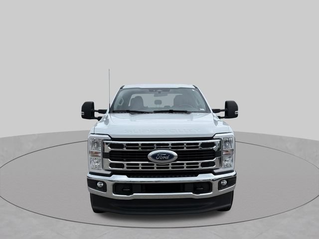 Used 2025 Ford F250 XLT AWD/4WD image 12