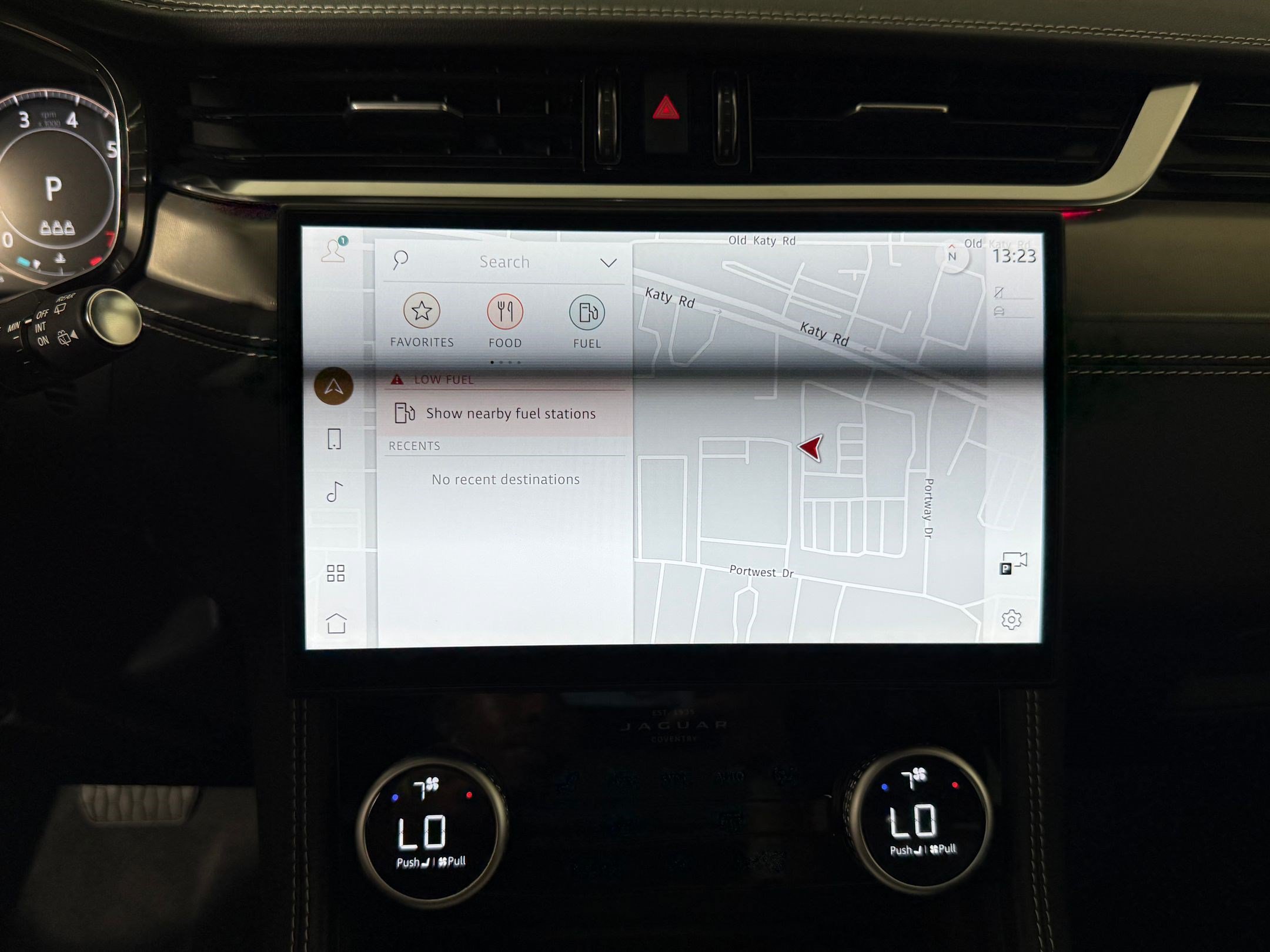 New 2026 Jaguar F-PACE R-Dynamic S AWD/4WD image 18