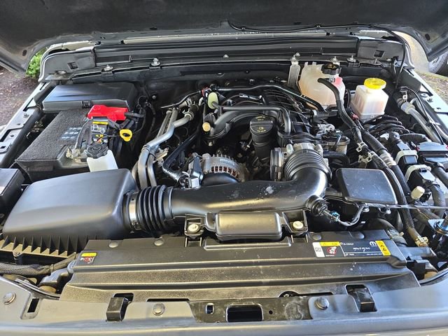 Used 2023 Jeep Gladiator Rubicon w/ Cold Weather Group image 32