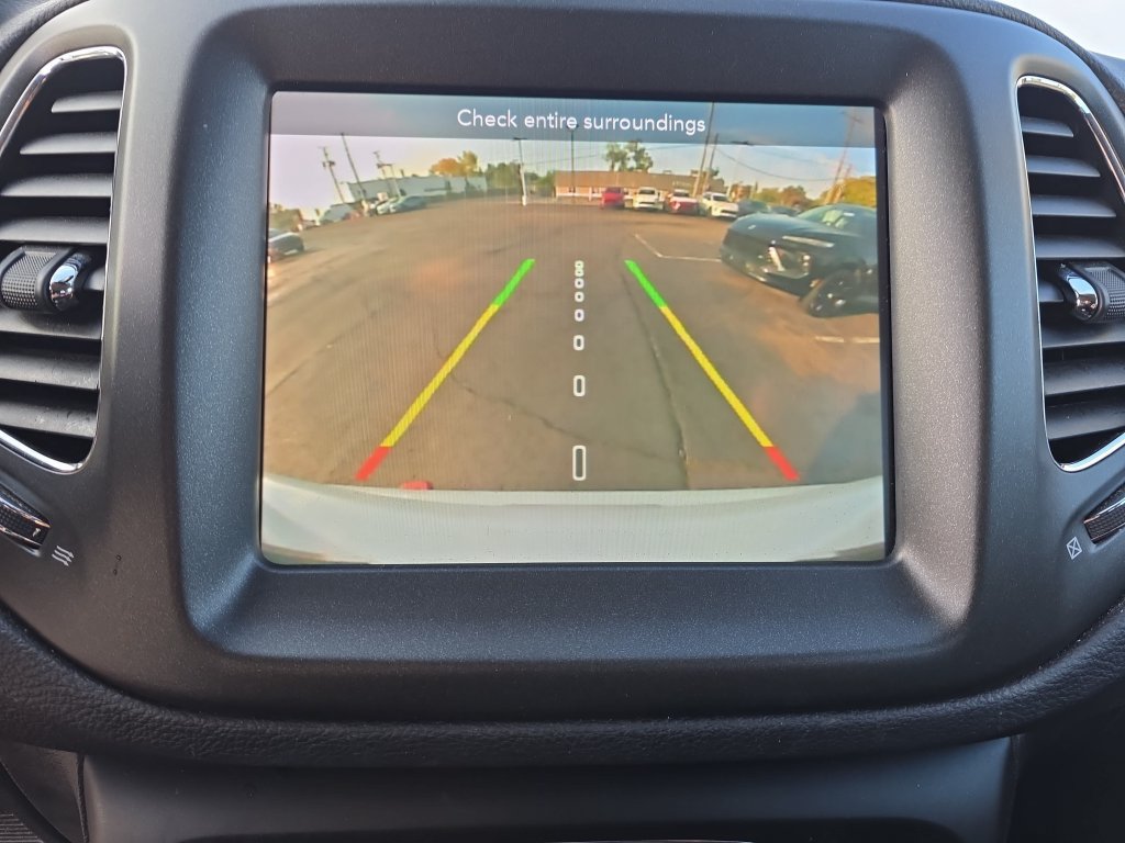 Used 2019 Jeep Compass Trailhawk AWD/4WD image 25