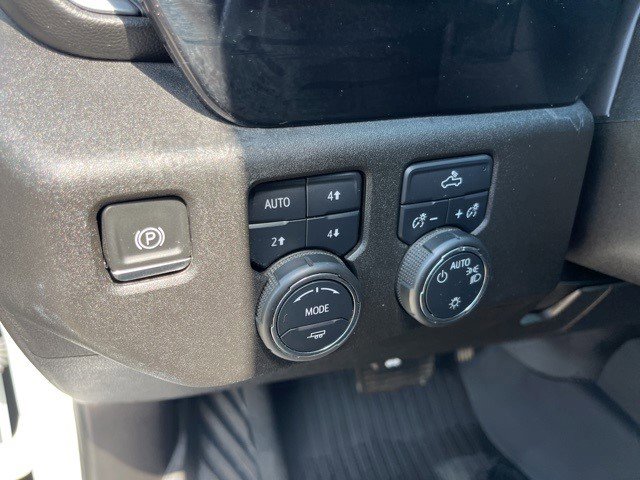 Certified 2024 Chevrolet Silverado 1500 LT w/ Z71 Off-Road Package image 18