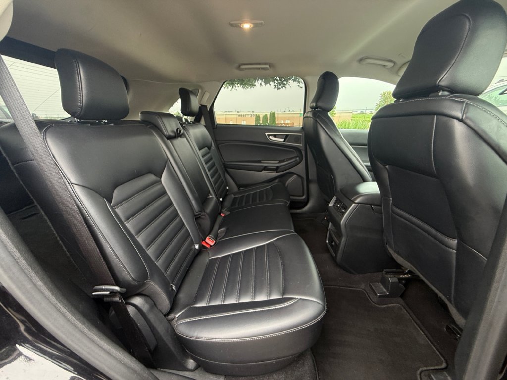 Used 2024 Ford Edge SEL AWD/4WD image 38