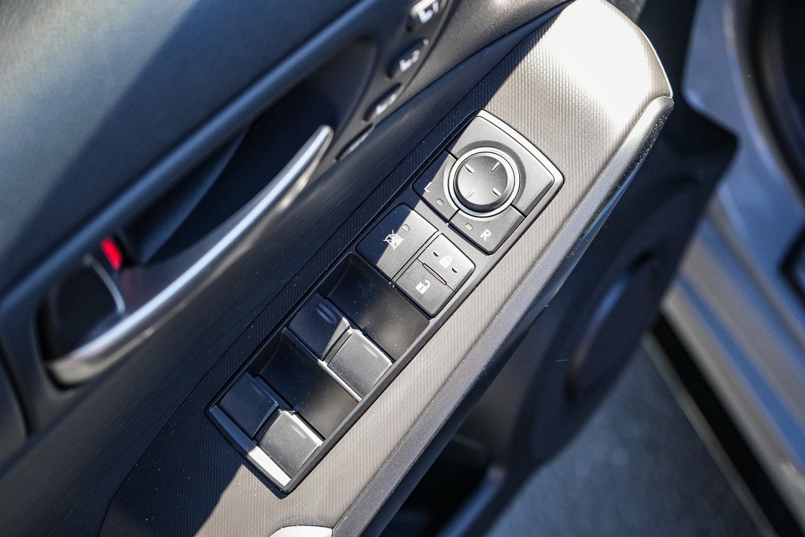 Used 2024 Lexus IS 350 F Sport w/ Navigation Package RWD image 20