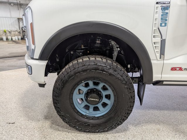 Used 2024 Ford F250 Limited w/ FX4 Off-Road Package AWD/4WD image 12