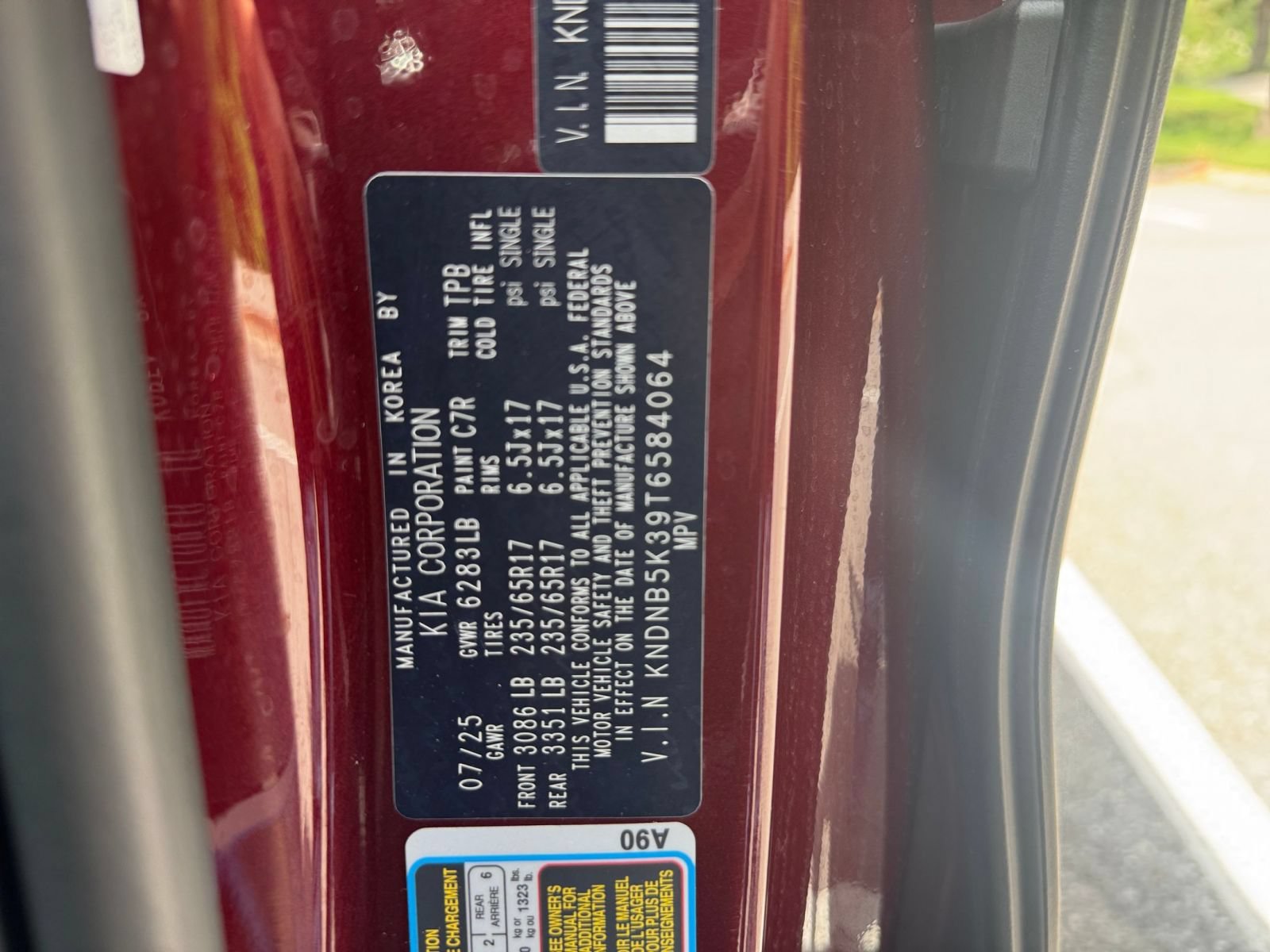Used 2026 Kia Carnival FWD image 31