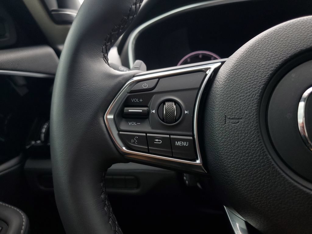 Certified 2026 Acura MDX w/ Technology Package FWD image 22