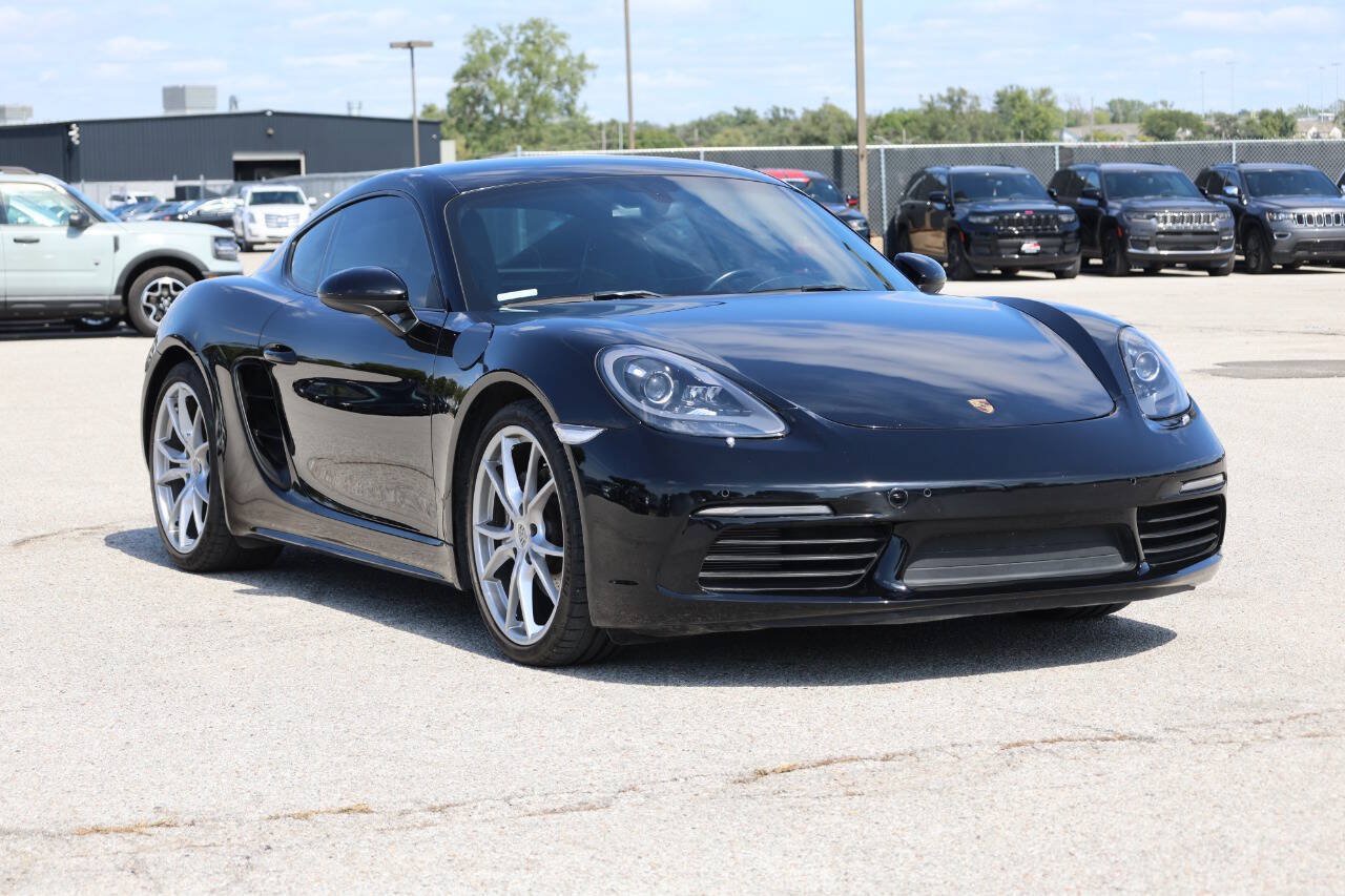 Used 2019 Porsche 718 Cayman RWD image 4