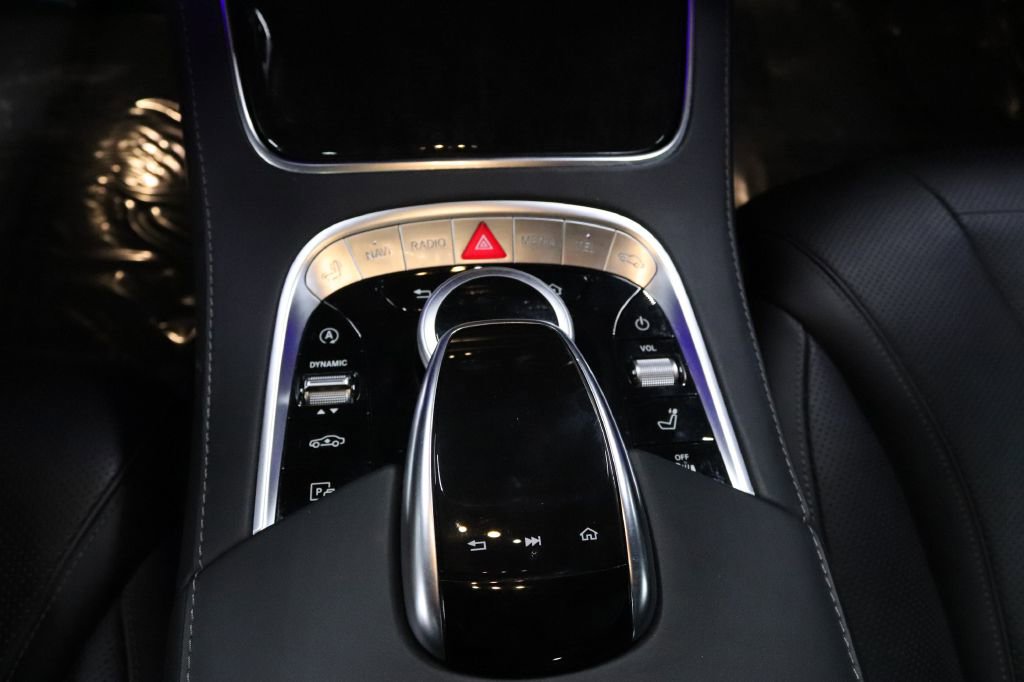 Used 2018 Mercedes-Benz S 560 Sedan image 30