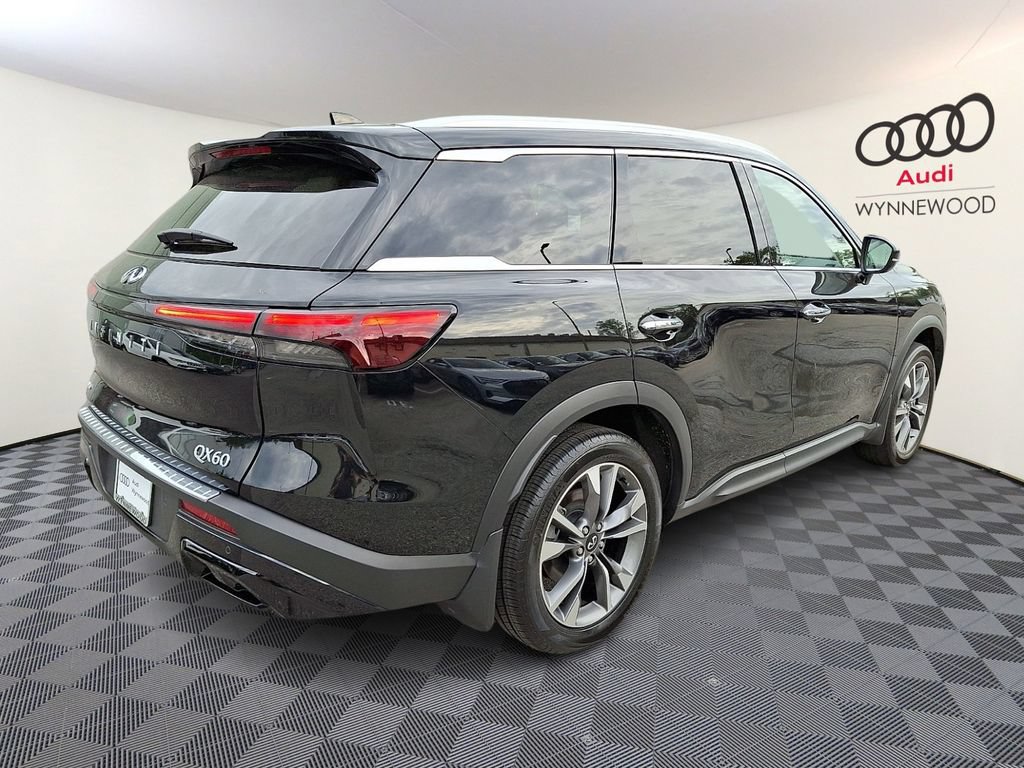 Used 2023 INFINITI QX60 Luxe w/ Performance Audio Package AWD/4WD image 6