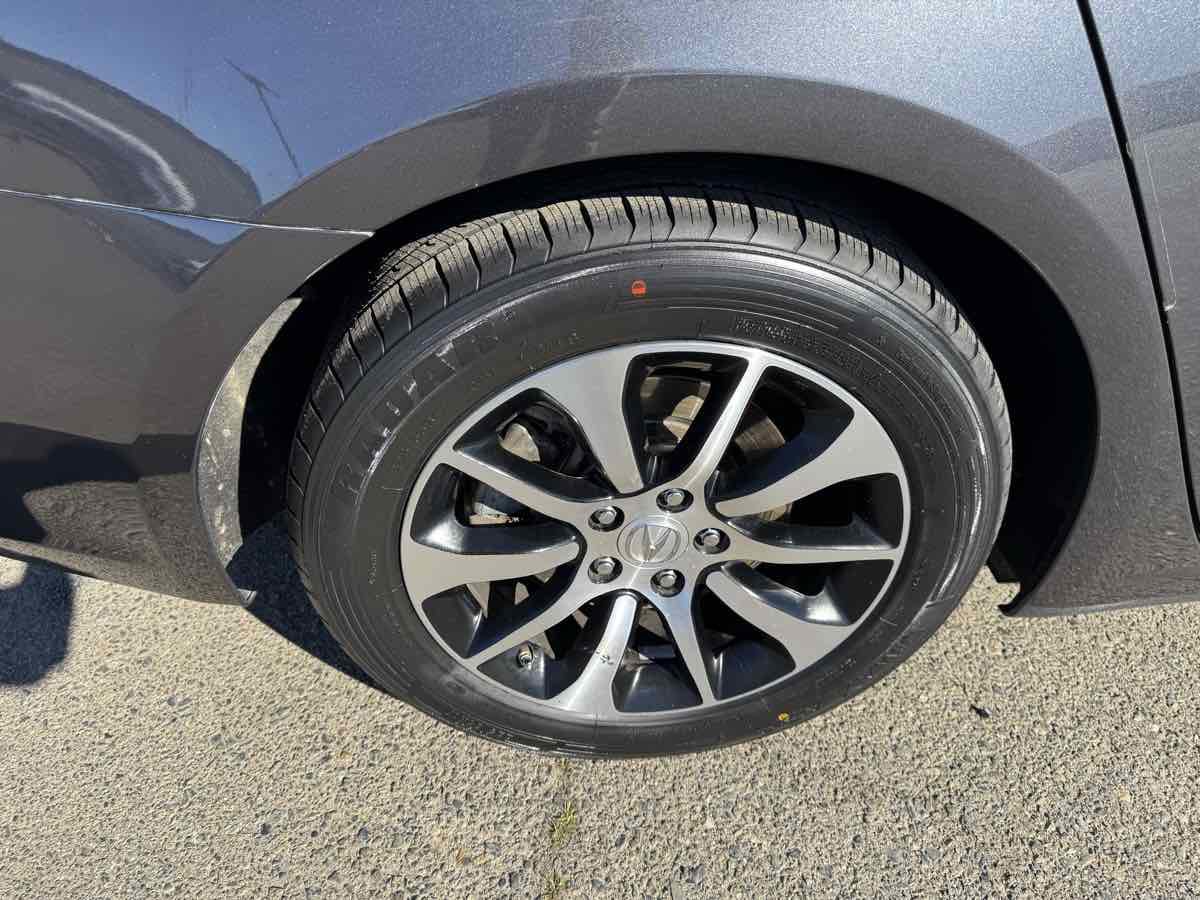 Used 2016 Acura TLX image 41