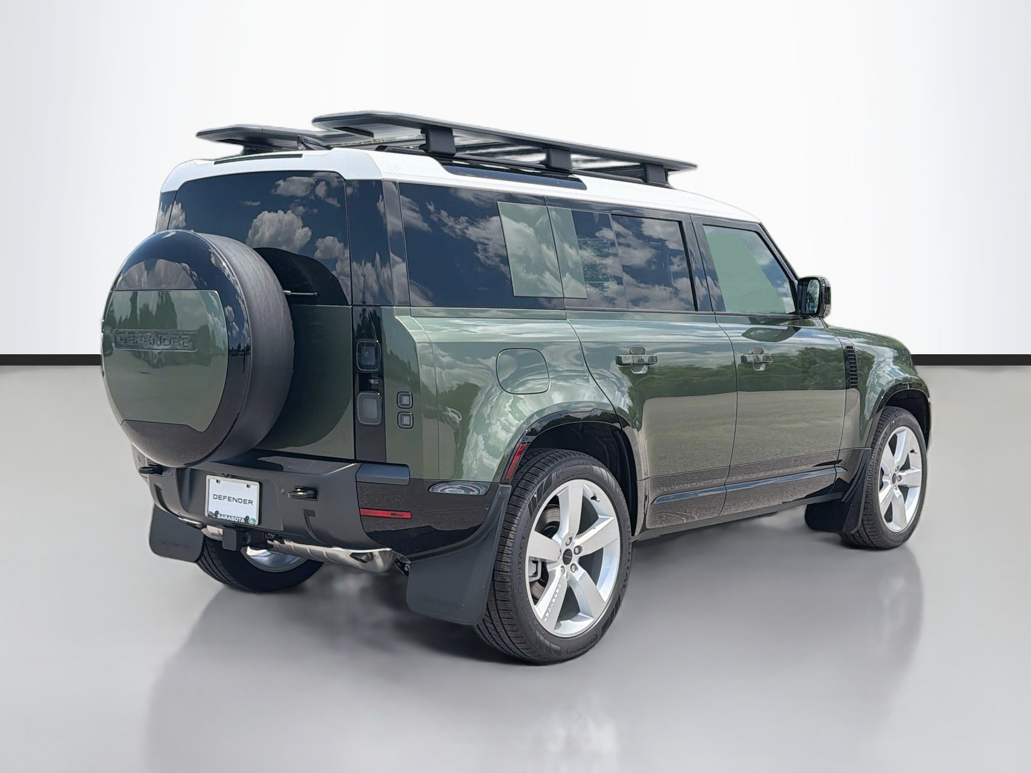 New 2026 Land Rover Defender 110 X-Dynamic SE AWD/4WD image 5