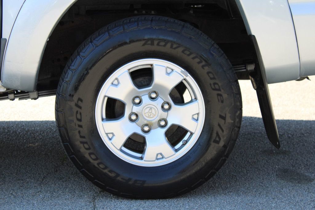 Used 2006 Toyota Tacoma PreRunner RWD image 24