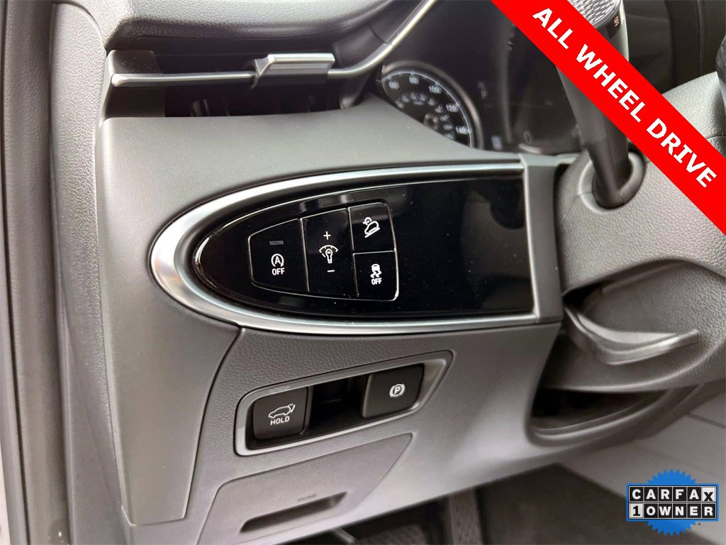 Certified 2023 Genesis GV70 2.5T image 18