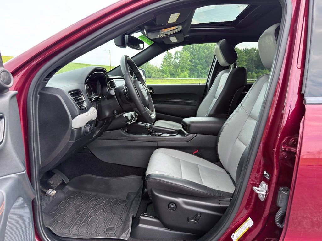 Used 2022 Dodge Durango R/T w/ Blacktop Package AWD/4WD image 2