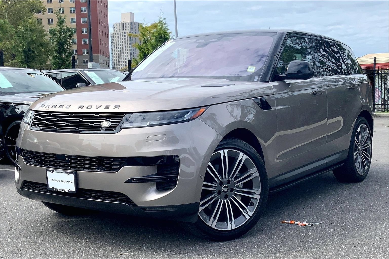 Certified 2023 Land Rover Range Rover Sport SE AWD/4WD image 1