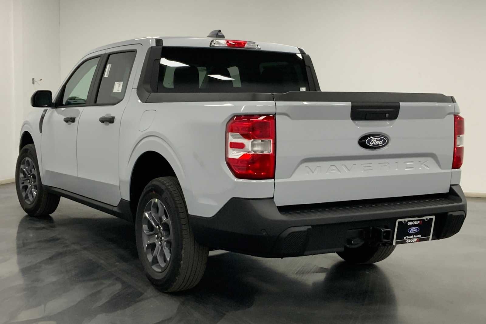 New 2025 Ford Maverick XLT w/ XLT Luxury Package image 10