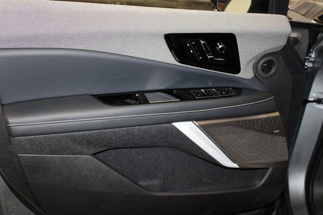 New 2026 Cadillac Optiq Luxury 1 AWD/4WD image 8