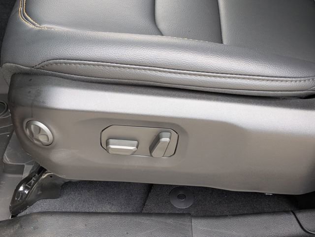 New 2025 Jeep Gladiator Sport image 17