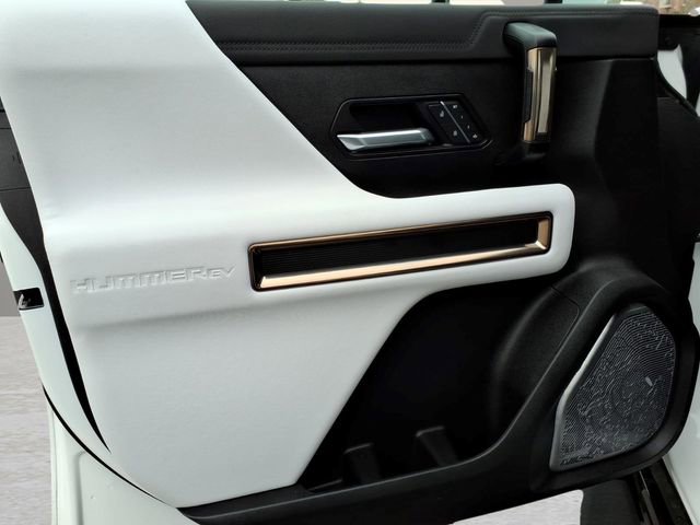 Used 2025 GMC Hummer EV 3X AWD/4WD image 14