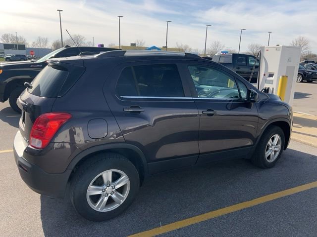 Used 2016 Chevrolet Trax LT w/ LT Convenience Package AWD/4WD image 4