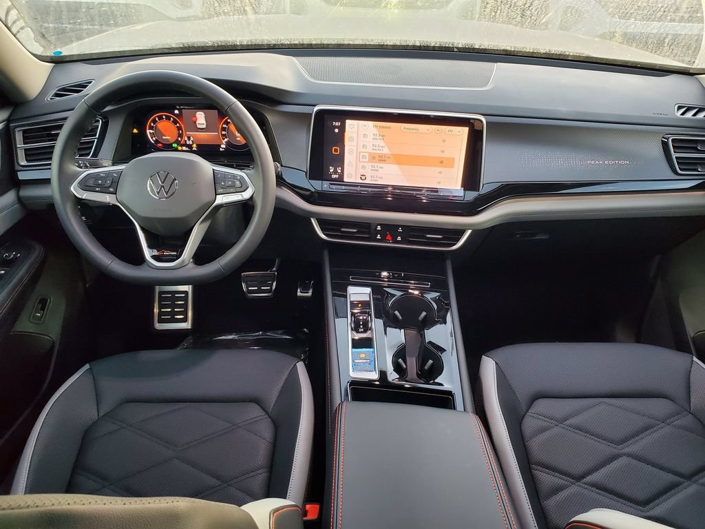 New 2026 Volkswagen Atlas Peak Edition AWD/4WD image 6