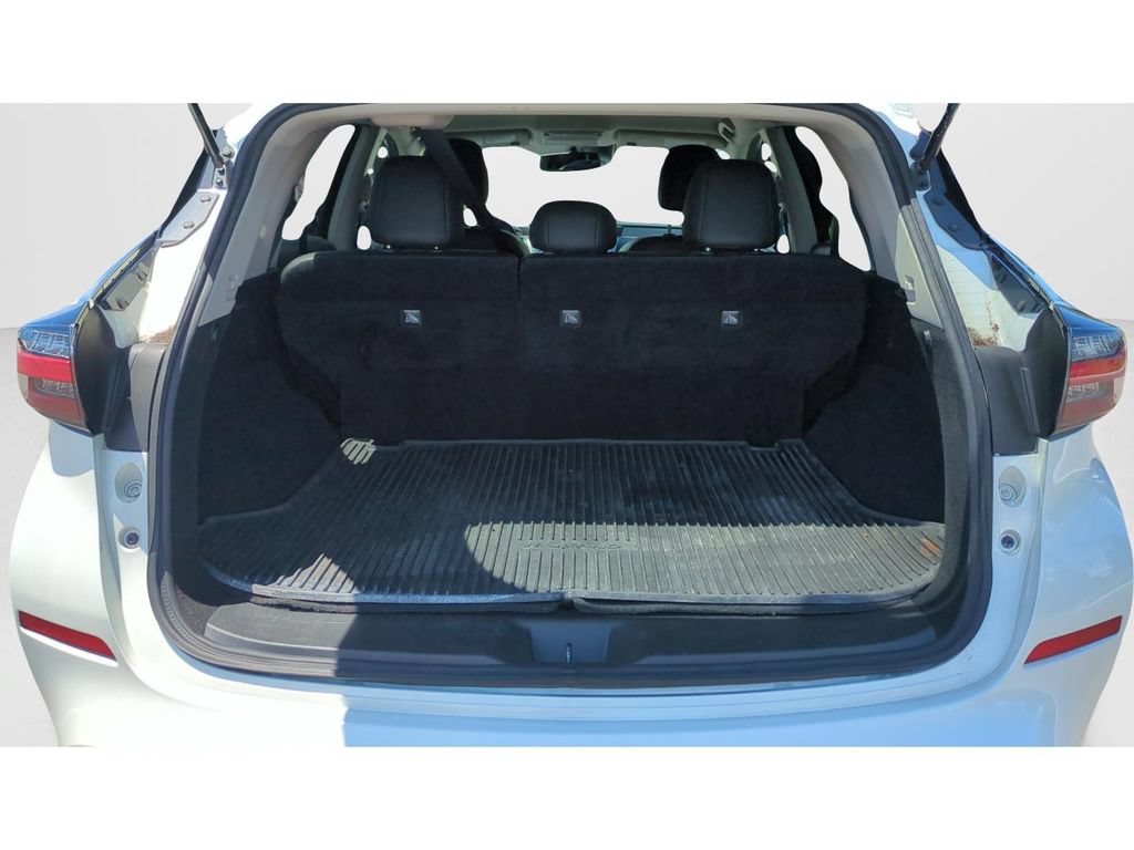 Used 2023 Nissan Murano SV w/ SV Midnight Edition Package FWD image 12