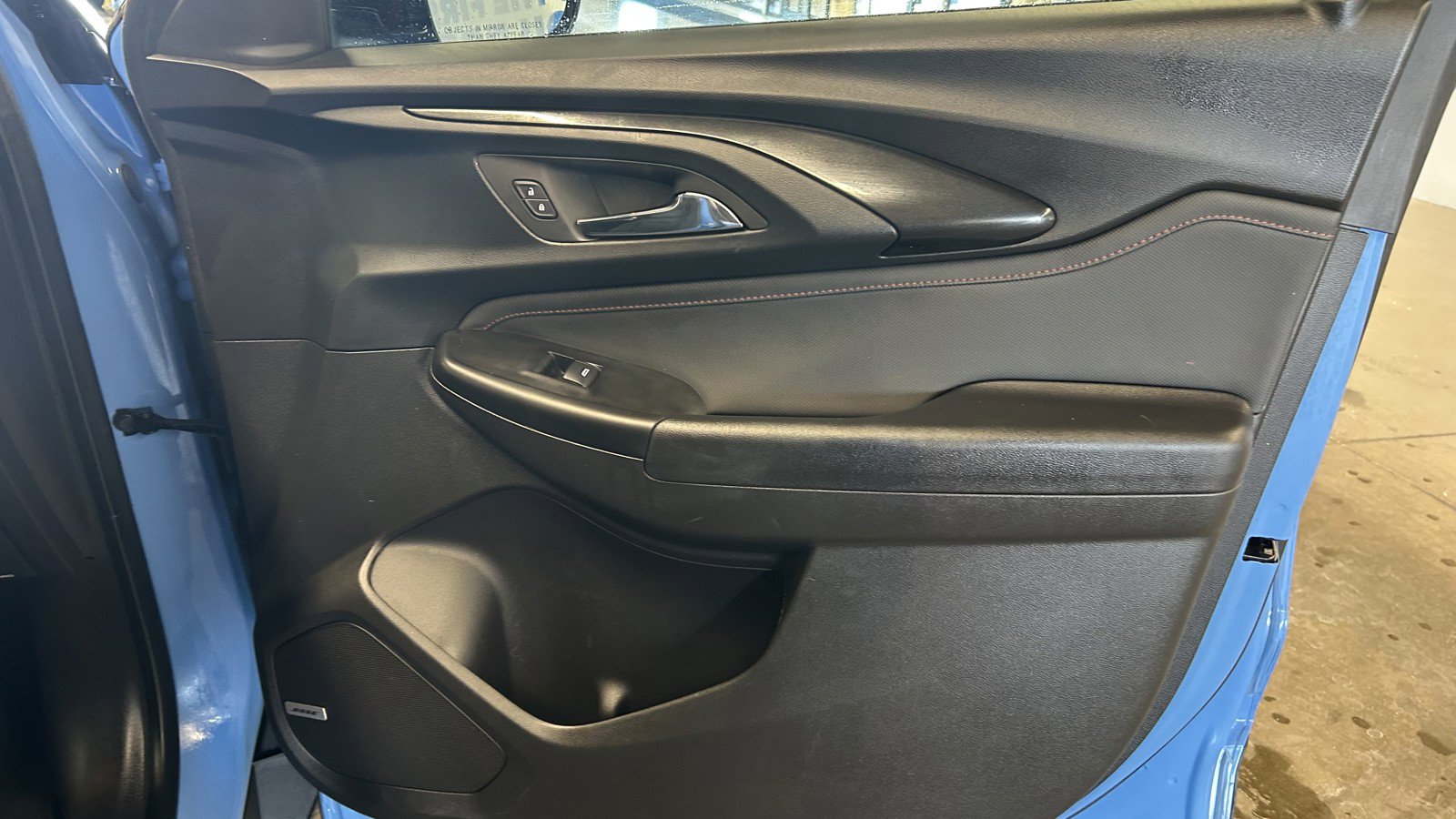 Used 2023 Chevrolet TrailBlazer RS w/ Sun and Liftgate Package image 16