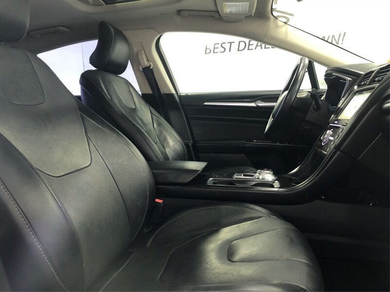 Used 2018 Ford Fusion Energi Titanium FWD image 9