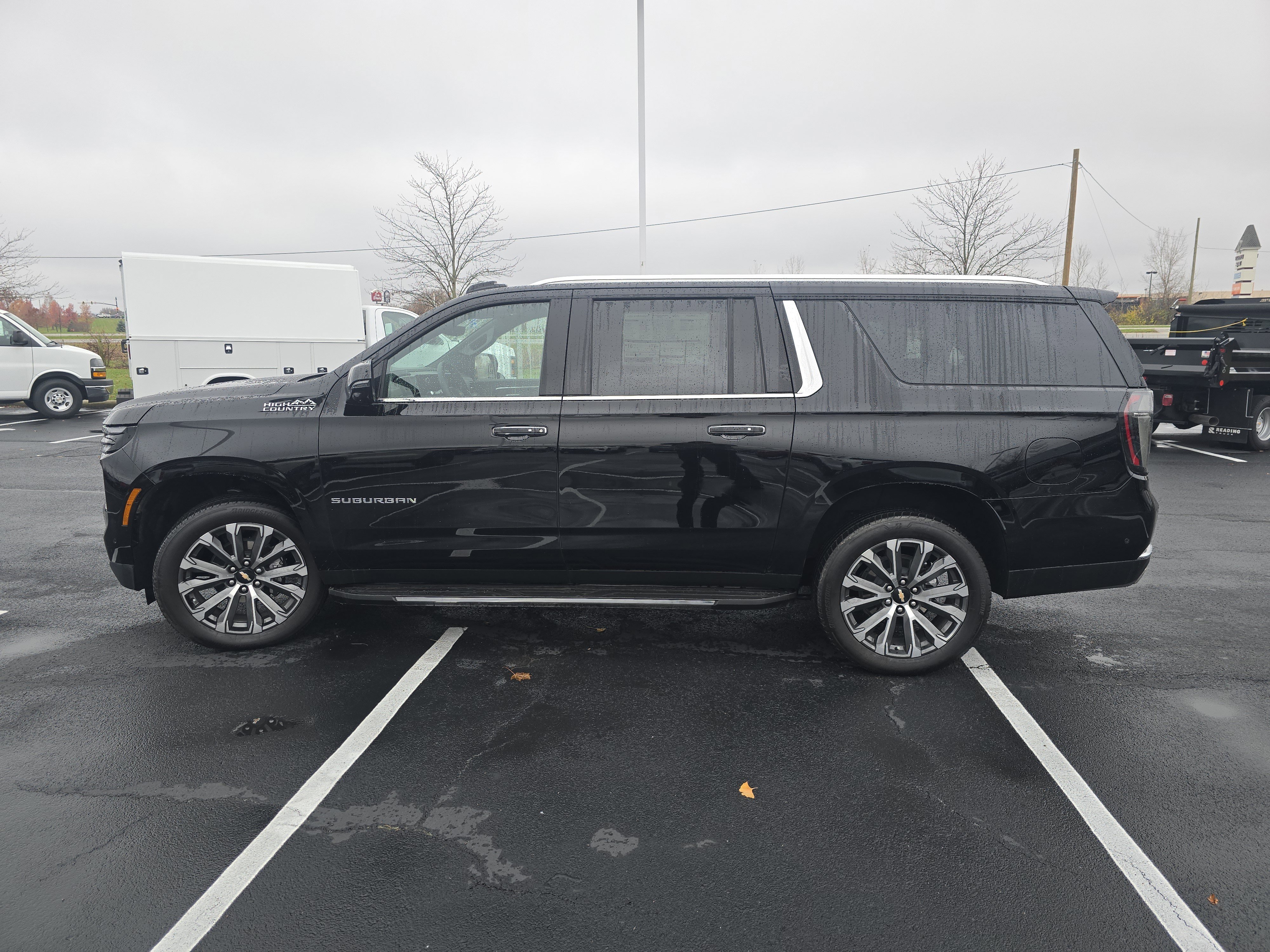 New 2026 Chevrolet Suburban High Country image 14