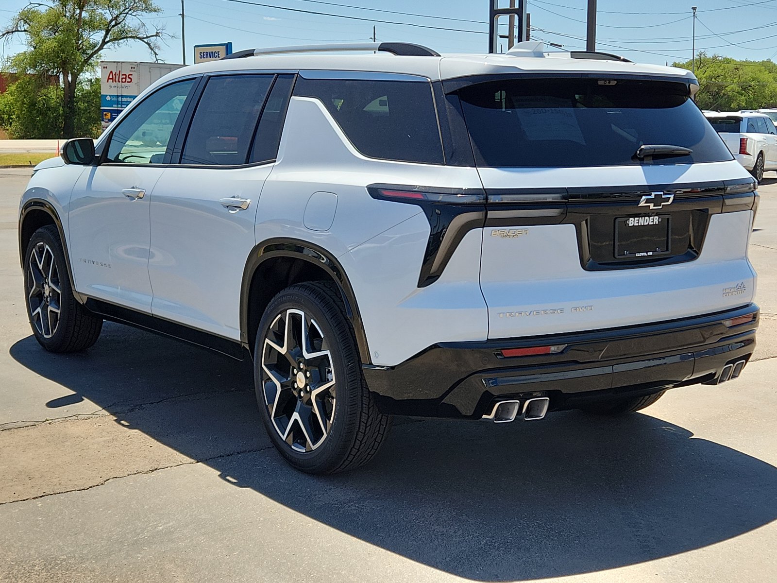 New 2026 Chevrolet Traverse High Country w/ LPO, Floor Liner Package AWD/4WD image 3
