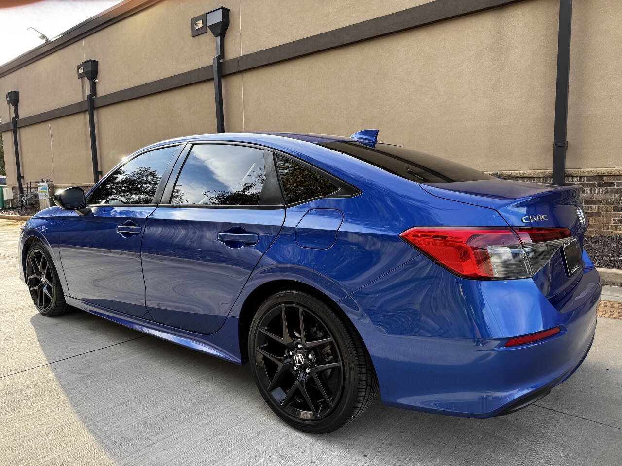 Used 2022 Honda Civic Sport image 8