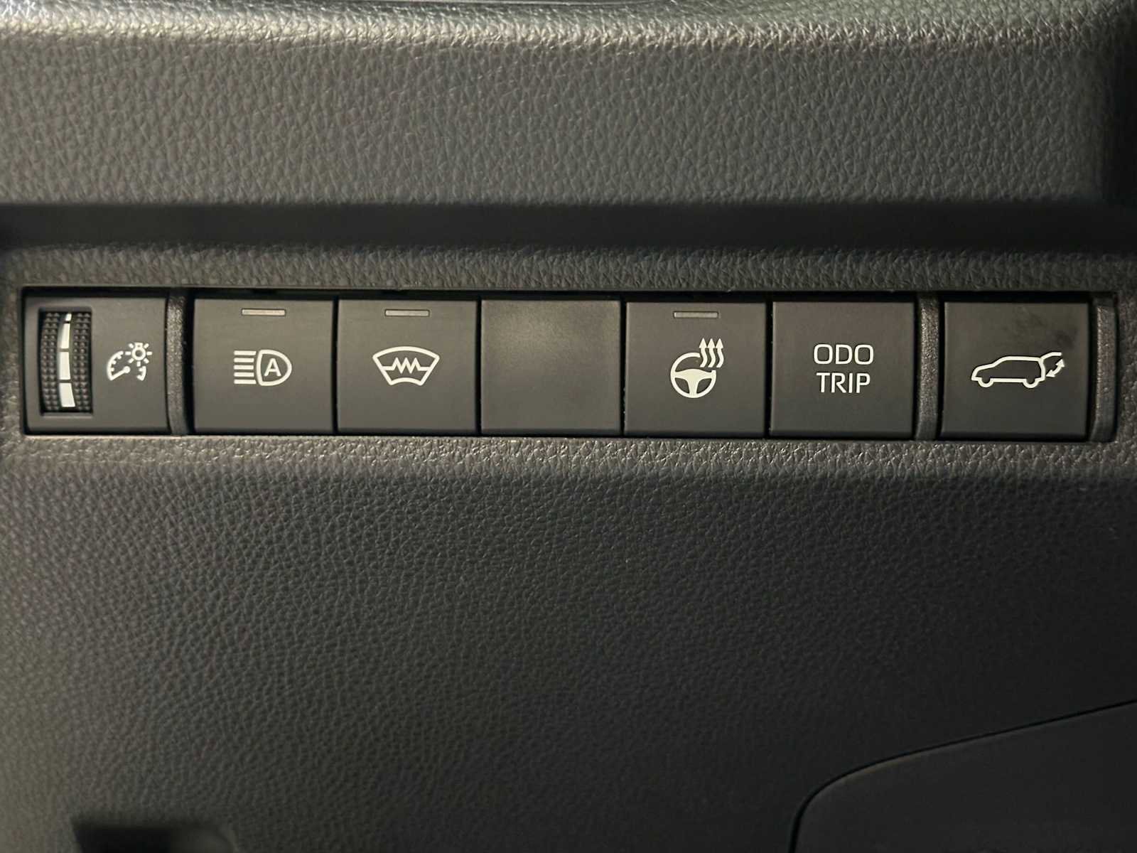 Used 2024 Toyota RAV4 XSE image 17