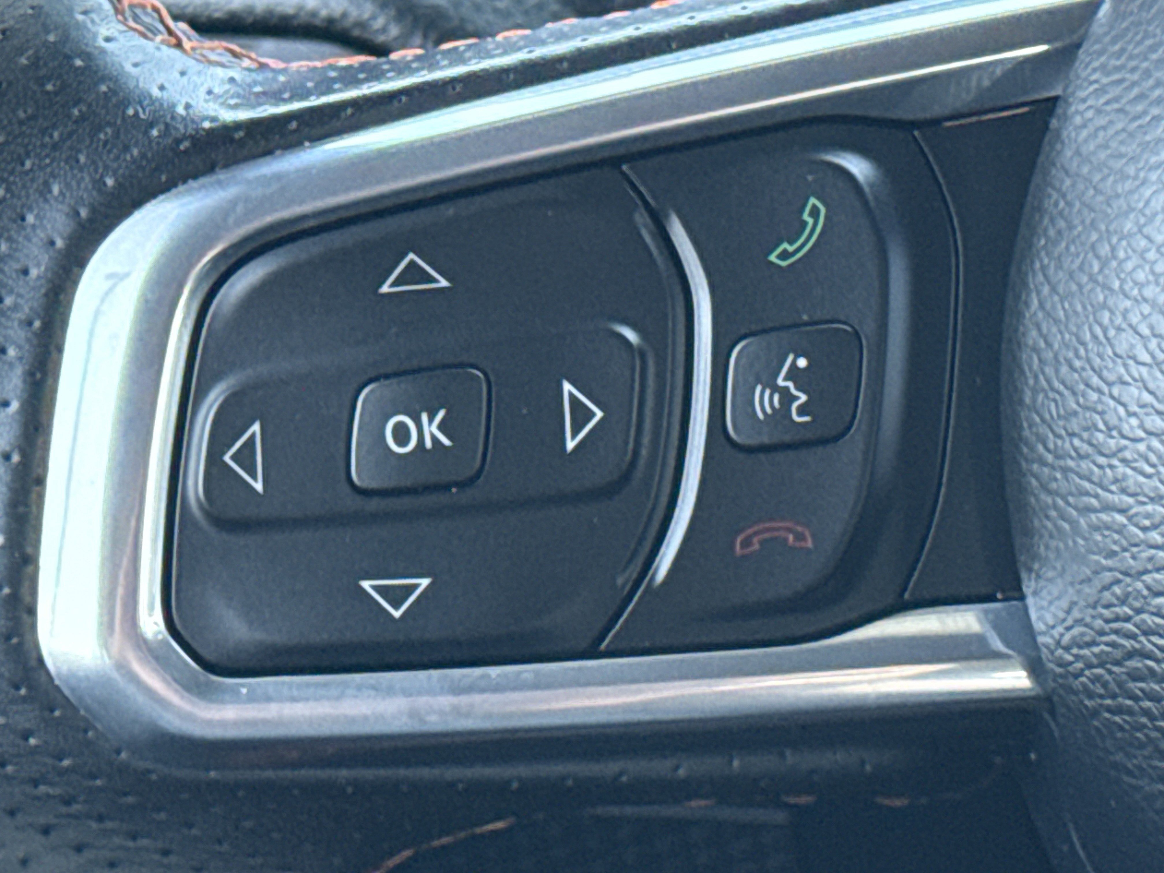 Used 2023 Jeep Gladiator Mojave w/ Trailer Tow Package AWD/4WD image 19