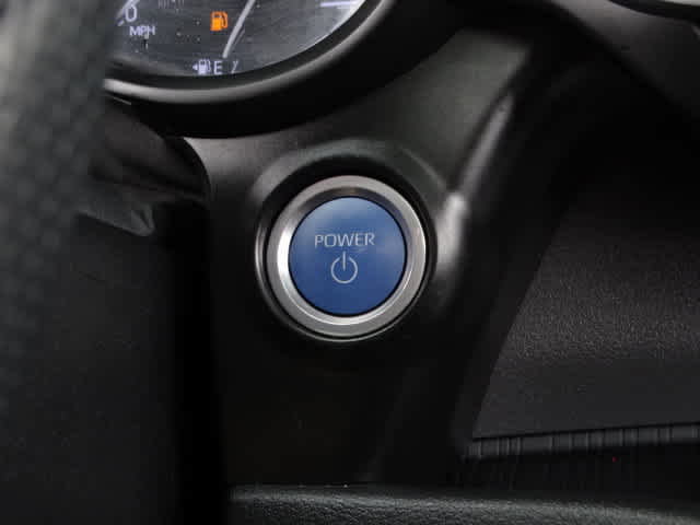 Certified 2023 Toyota Sienna XLE Woodland Edition image 29