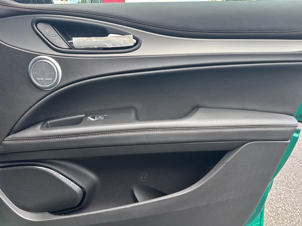 New 2025 Alfa Romeo Stelvio Sprint AWD/4WD image 67