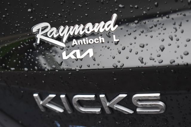 Used 2025 Nissan Kicks S AWD/4WD image 15
