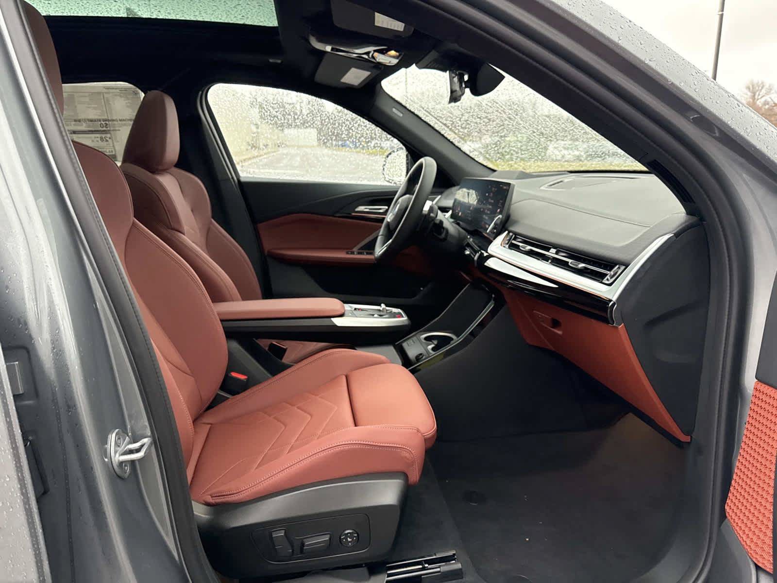 New 2026 BMW X2 xDrive28i w/ Technology Package AWD/4WD image 16