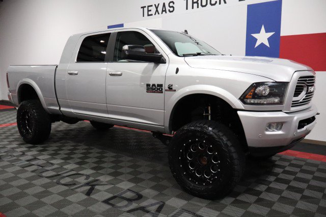 Used 2018 RAM 2500 Laramie w/ Sport Appearance Group AWD/4WD image 15