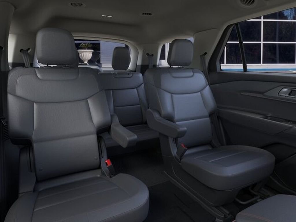 New 2026 Ford Explorer Active w/ Active Comfort Package RWD image 13