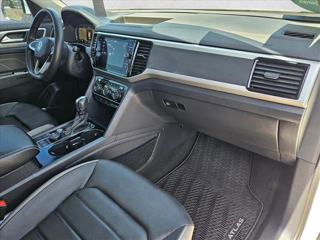 Certified 2023 Volkswagen Atlas SEL Premium AWD/4WD image 24
