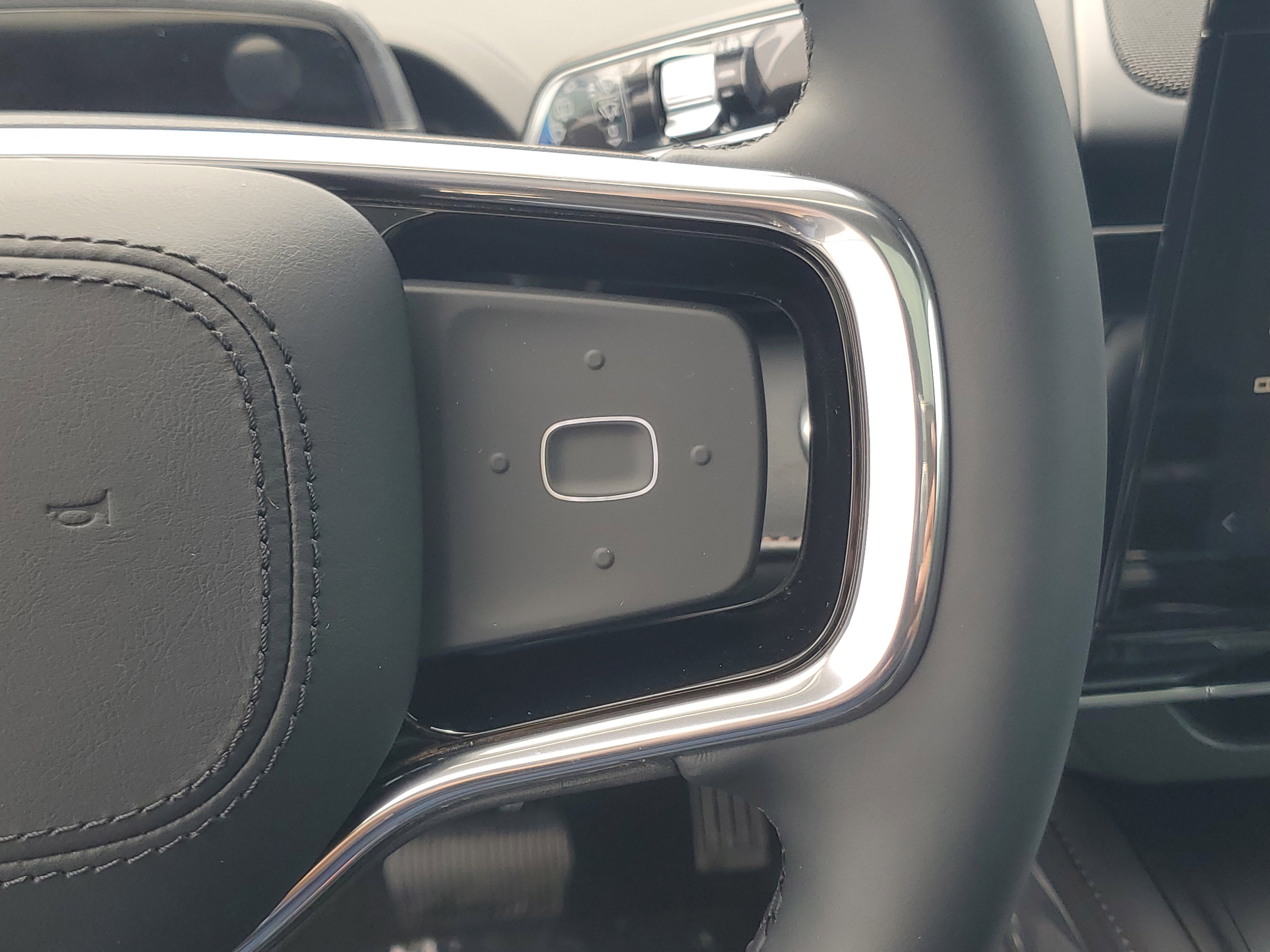 New 2026 Lincoln Nautilus Reserve AWD/4WD image 18