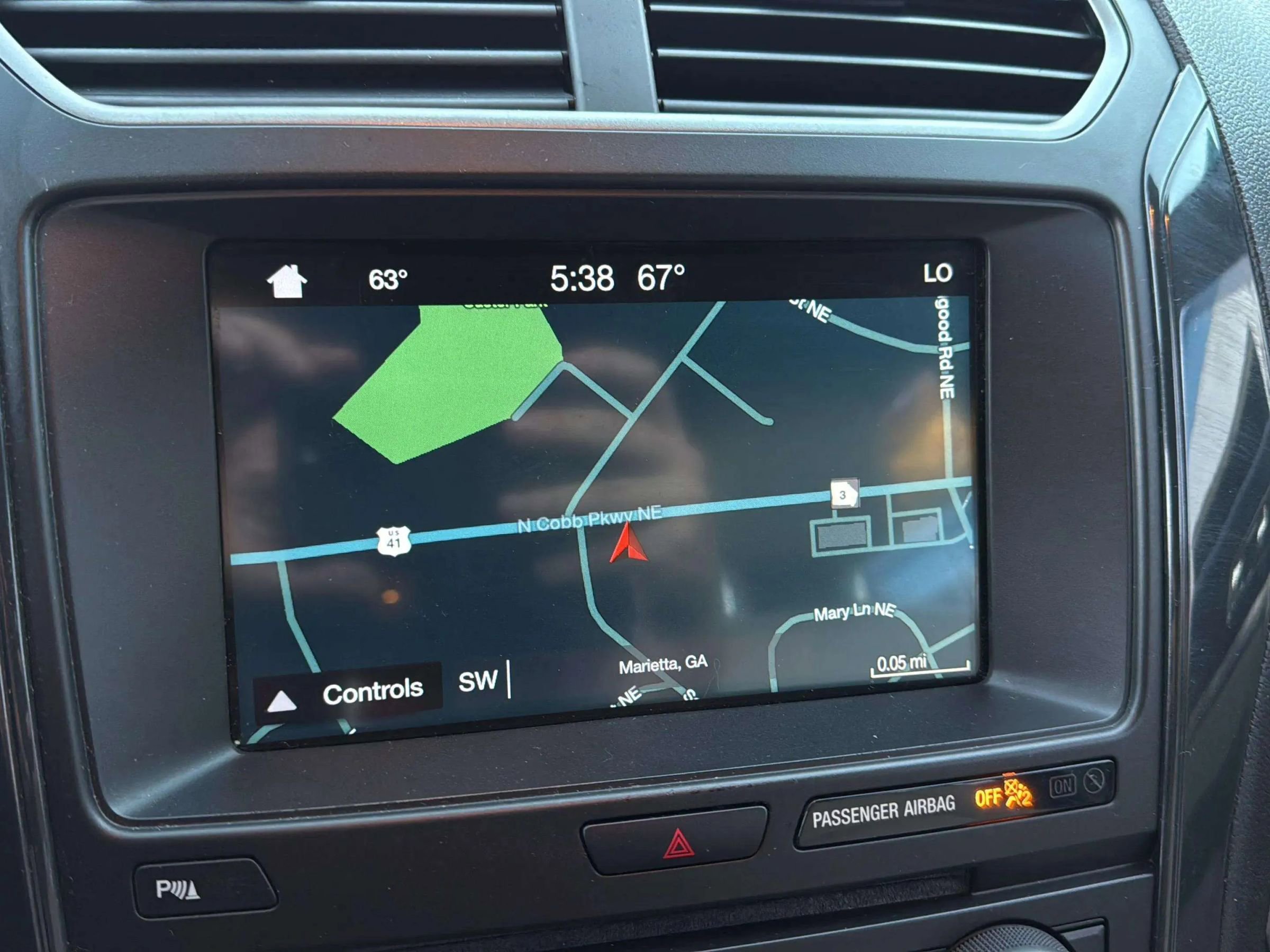 Used 2018 Ford Explorer XLT w/ Equipment Group 202A image 21