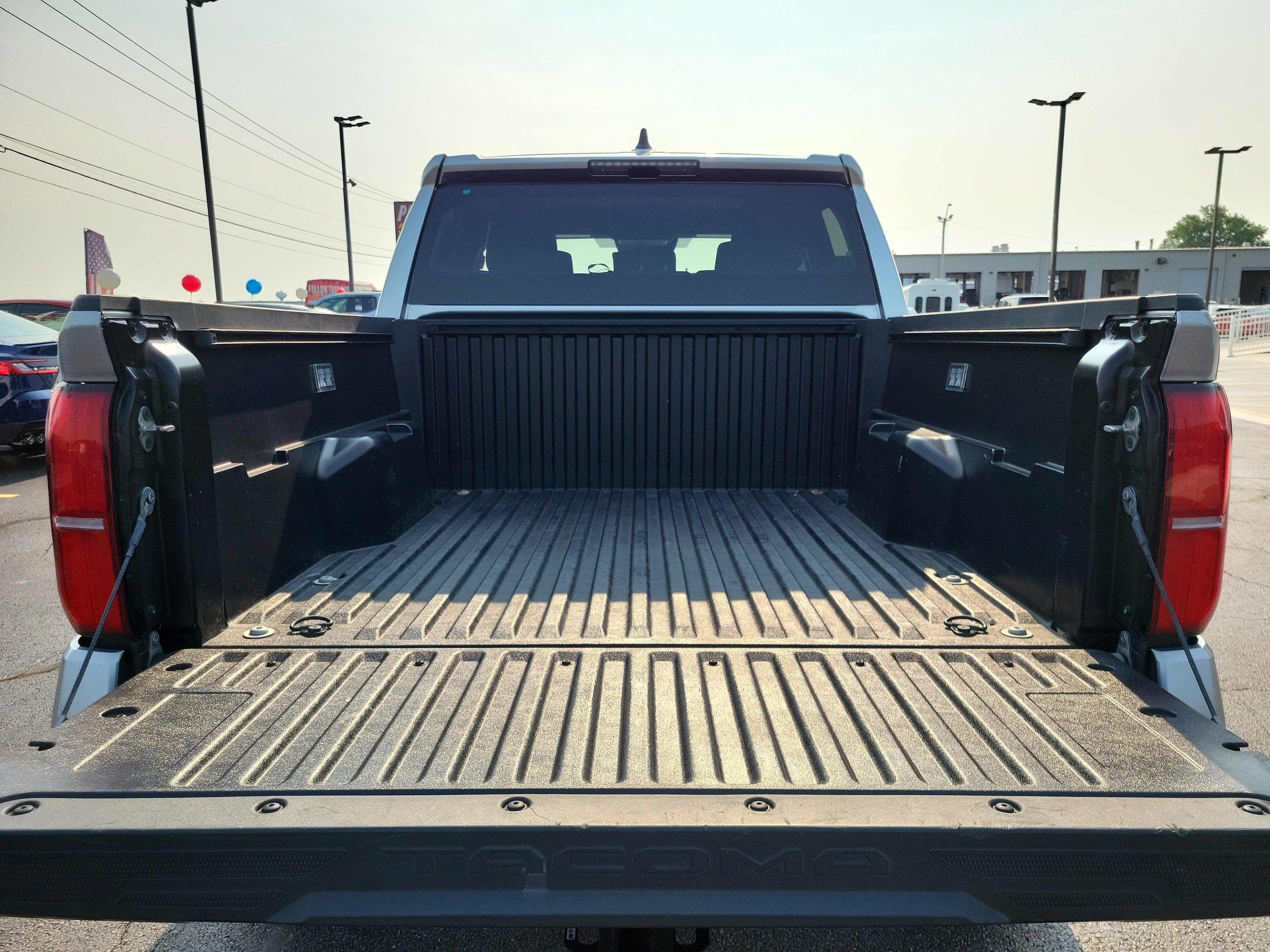 Used 2024 Toyota Tacoma TRD Off-Road AWD/4WD image 8