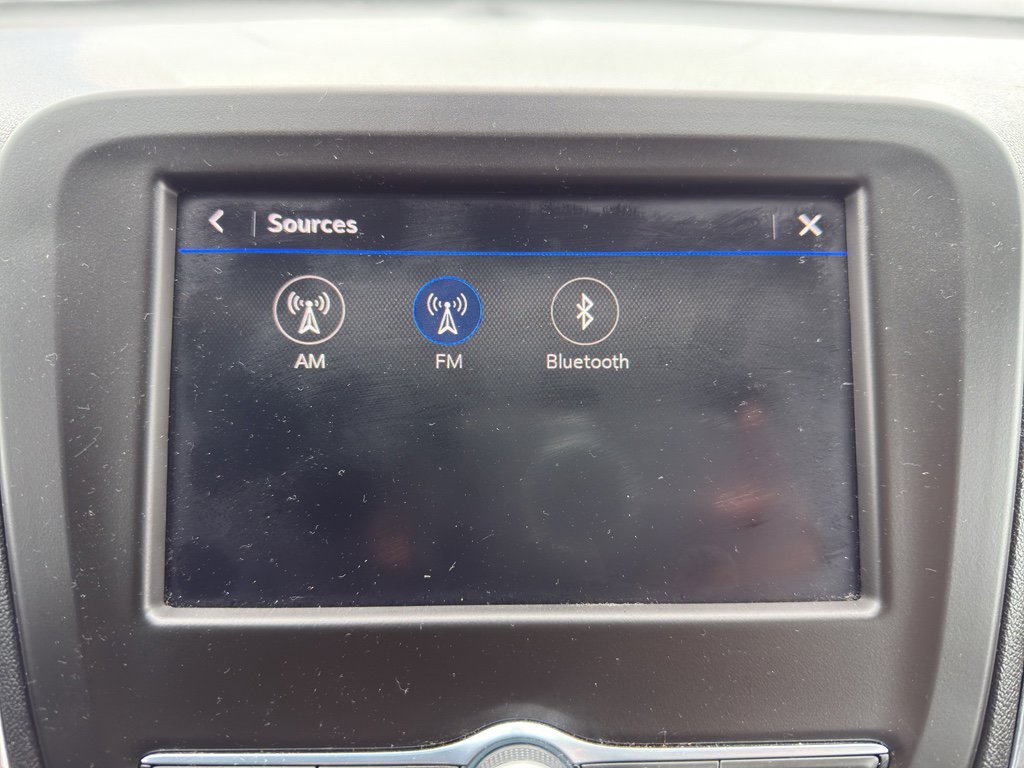 Used 2021 Chevrolet Equinox LS w/ LS Convenience Package image 26