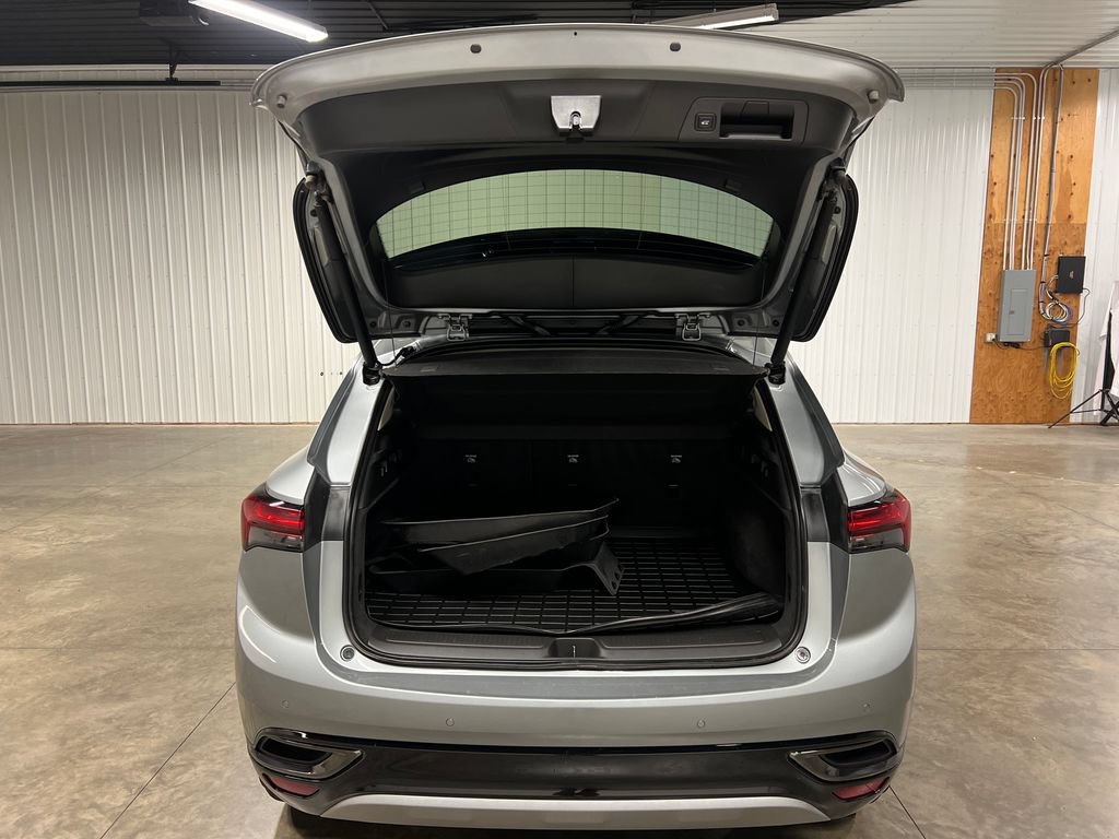Certified 2023 Buick Envision Essence w/ Technology Package I AWD/4WD image 12