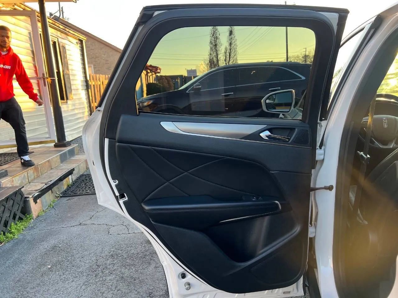 Used 2017 Lincoln MKC Premiere FWD image 19