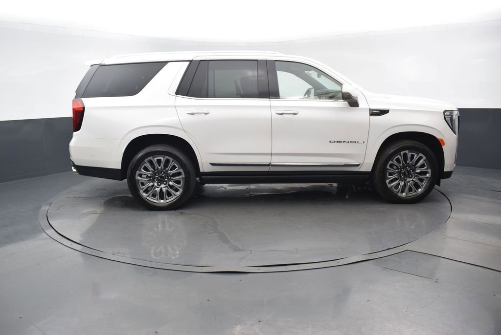 Used 2023 GMC Yukon Denali Ultimate image 7